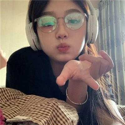 多莉·巴顿的七彩圣诞 爱之圣环